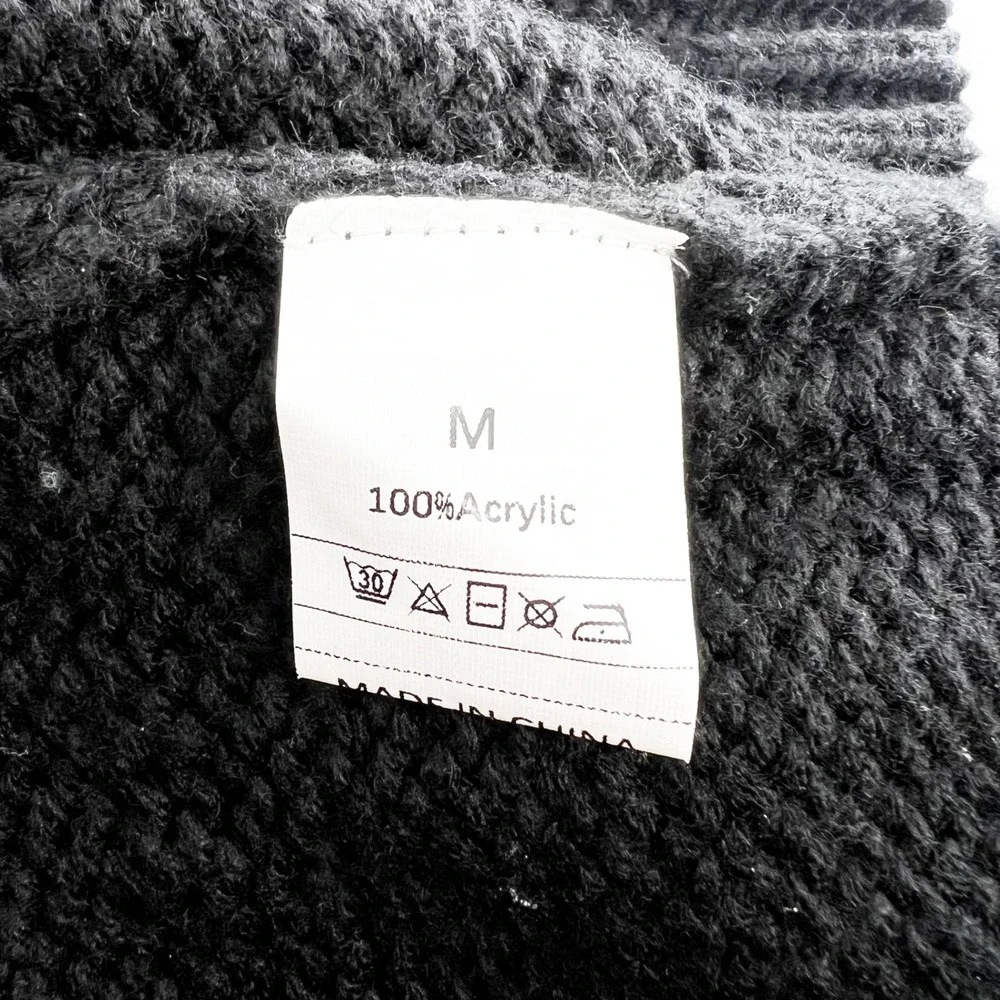 Chicwish Black Cropped Cardigan Sweater Santa Claus Faces Holiday Theme Size M - Picture 4 of 4